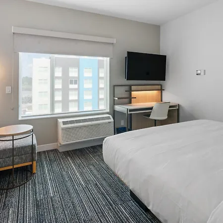 Towneplace Suites Jacksonville Airport Exterior photo