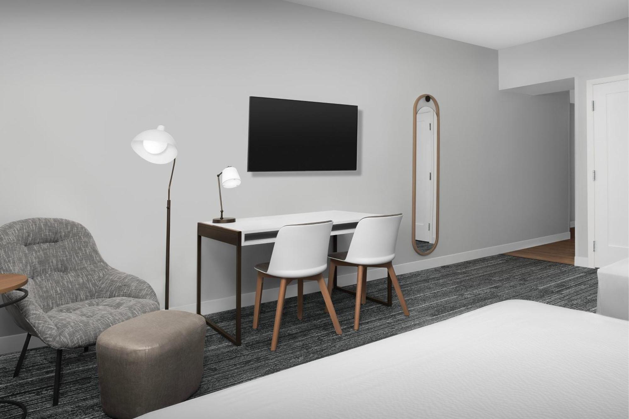 Hotel Towneplace Airport *